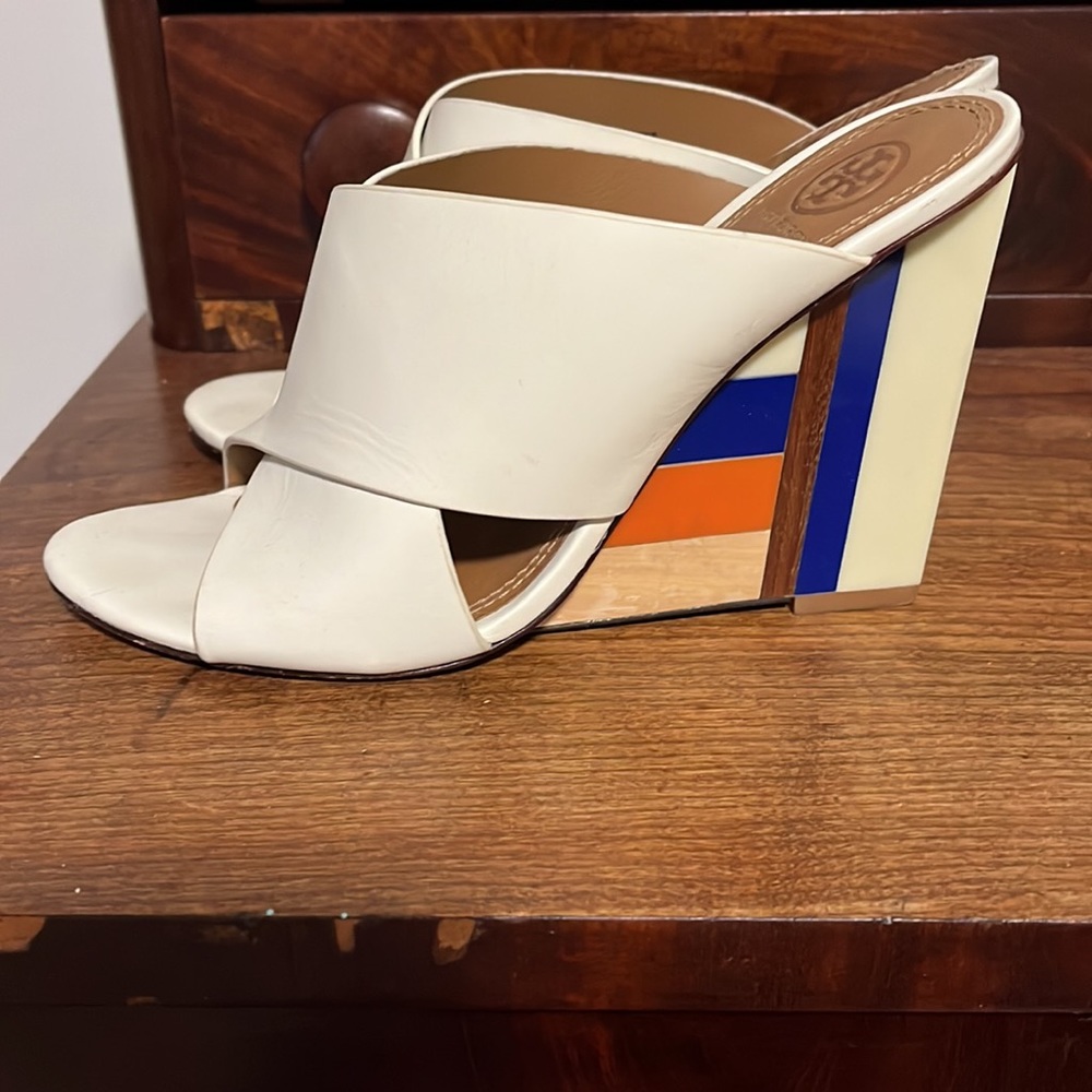 Tori Burch heel/sandal size 7